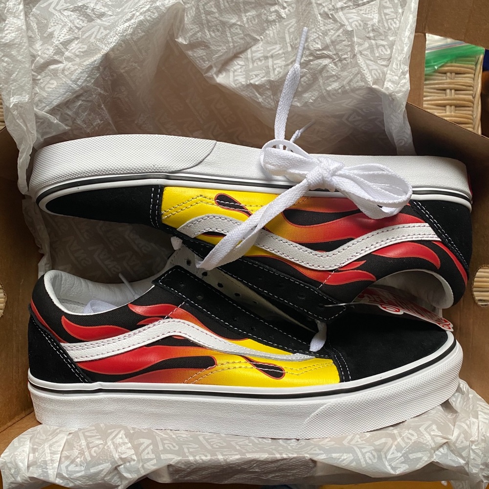Flame Old Skool Vans Sneakers